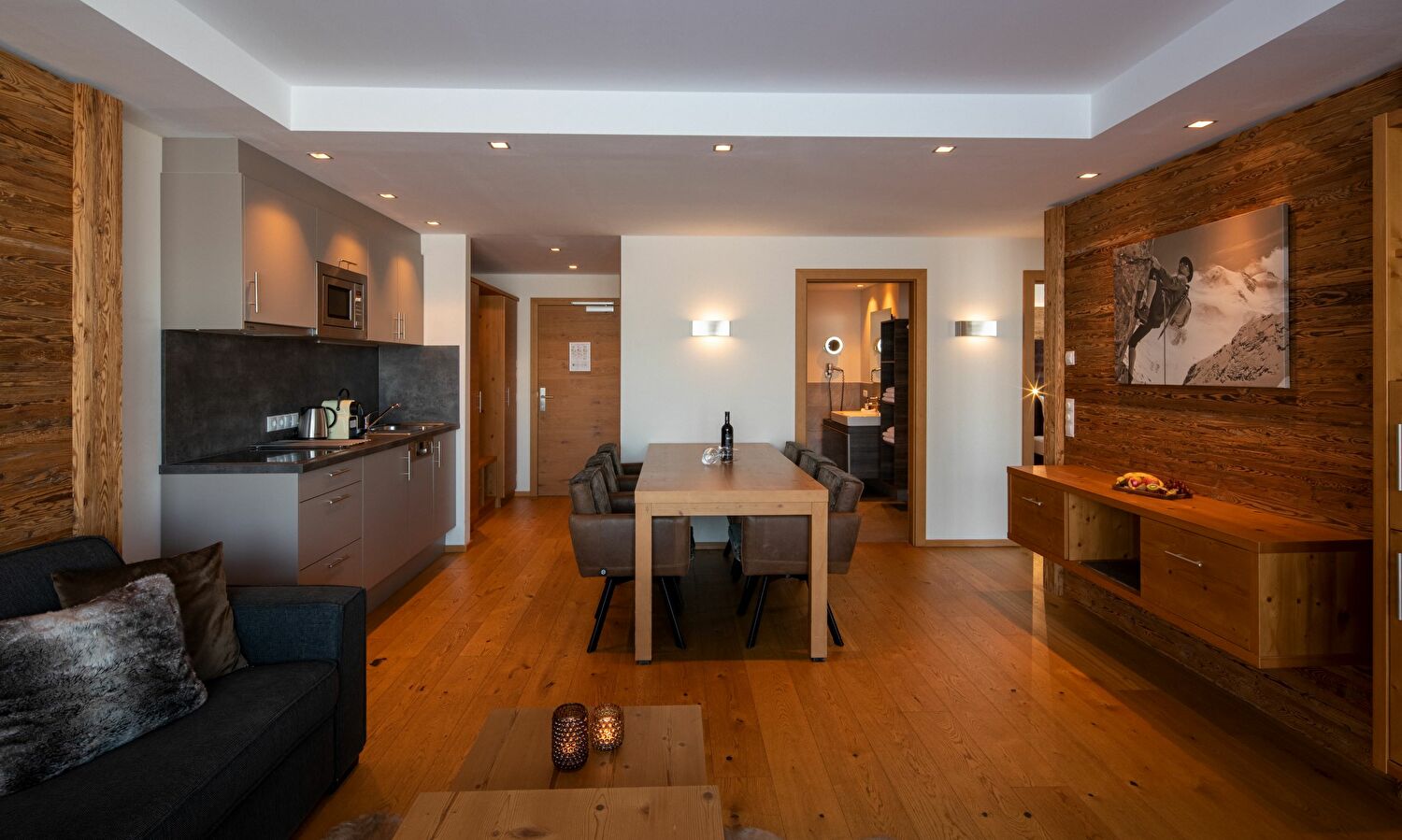 Picture | Two Bedroom Apartment